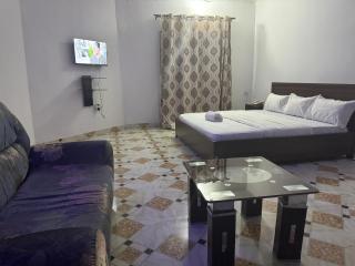 Golden Lily Hotels - 6