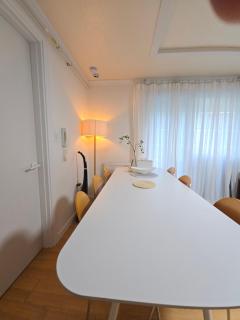 Daegu, Apsan, Room 2, Spacious Living Room, Emotional Dining, Pretty Bathtub, Parking Guaranteed - 6
