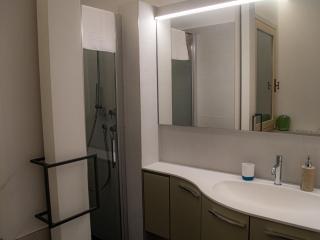 Designer Loft in the Center - Wi-Fi - 6