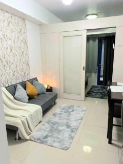 Sea Affordable staycation - 5