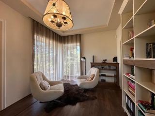 Cozy Family Villa - 1