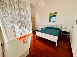 Charming Posillipo Sea View Ibiscus House - 1