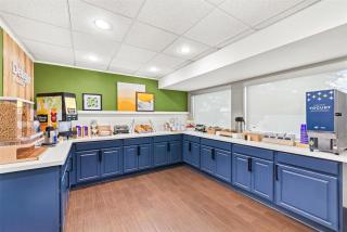 Spark by Hilton Round Rock - 2