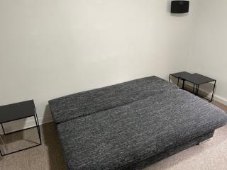 Charmante EG-Ferienwohnung für max 6 Personen, nähe Vogtland-Klinikum, Innenstadt, Bahnhof & Sehenswürdigkeiten - 4