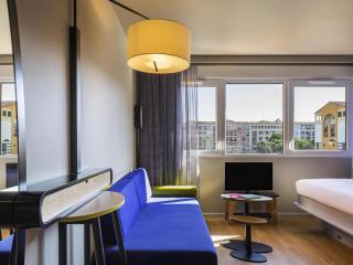 Aparthotel Adagio access Montpellier Centre - Montpellier - 3