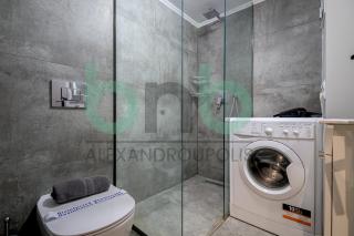 Avenue Central 2 BR Apt - 5