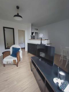 Charmant T2 - Hyper Centre - au calme - lumineux - vue jardin - 5