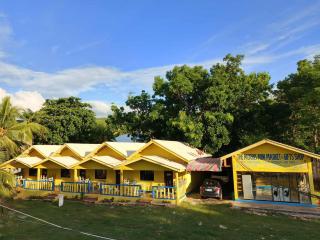 Sunny Shine Beach Resort - 4