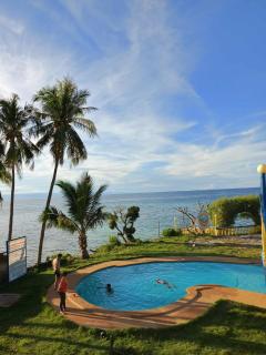 Sunny Shine Beach Resort - 3