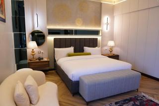 Le Aura Grand Hotel - 2