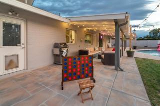 Spacious Scottsdale Retreat with Pool - 7