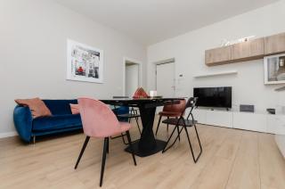 VivimiHome Modern Central Flat Bosco Verticale - 5