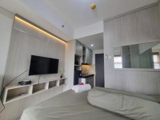 ZerenaStay at Serpong Garden Apartment - 5