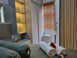 ZerenaStay at Serpong Garden Apartment - 4