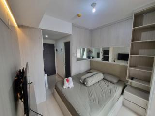 ZerenaStay at Serpong Garden Apartment - 2