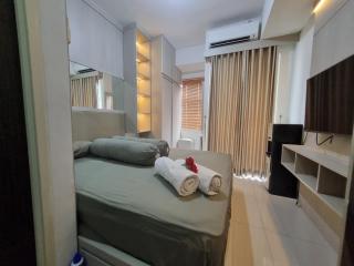 ZerenaStay at Serpong Garden Apartment - 1