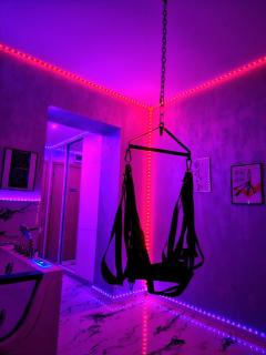 Secret love room - 1