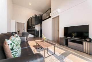 Ramada By Wyndham Bangkok Sukhumvit 87 - 0