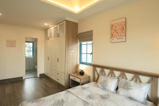 Nhà Có Ba Cây Tùng - 4