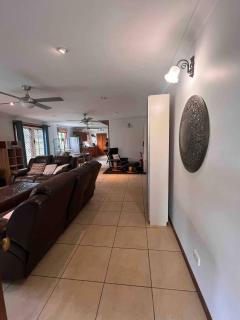 Seehorse Meadows, a Farm Stay in Churchable - 6