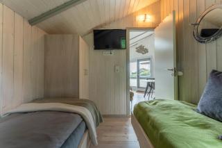 4 Personen Luxusferienhaus mit Sauna, Kaminofen, Klimaanlage, Kanu und Seeblick in Otterndorf - 2