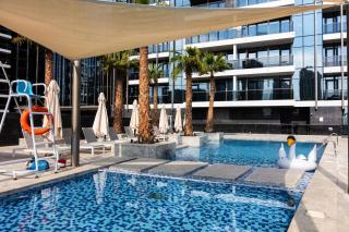 Stylish 1-Bedroom with Balcony & Amenities in Marina - 6