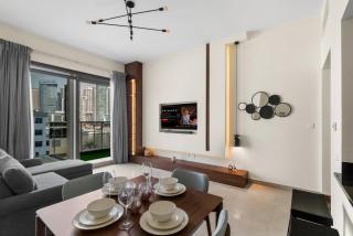 Stylish 1-Bedroom with Balcony & Amenities in Marina - 2