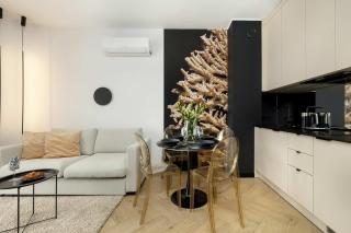 Beige Studio z Klimatyzacją i dostępem do Basenu Zewnętrznego by Noclegi Renters - 5