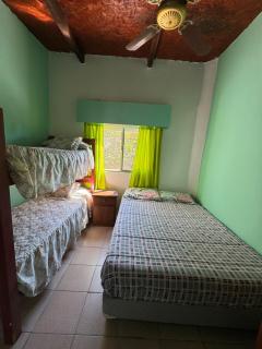 Para 8 personas - terraza, parrilla y cerca del río - 7