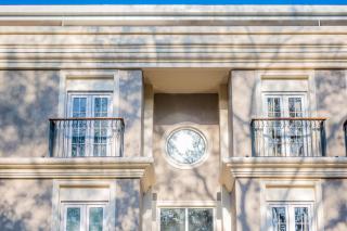 The Passport Hotel - 4