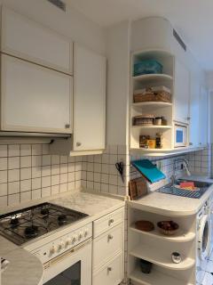 3 BR City Apartment near Messe Düsseldorf - 1