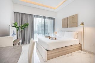 Elegant & Cozy Home with Stylish Modern Interiors - 0