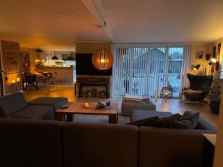 Lækkert sommerhus ved Marielyst strand - 1