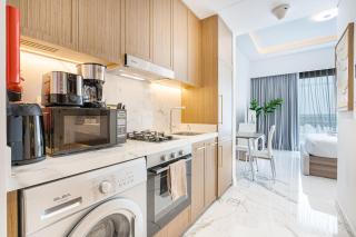 Elegant & Cozy Home with Stylish Modern Interiors - 3