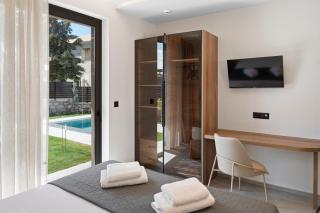 Luxury Villa Dione with private pool by Kalles Homes & Suites - 1