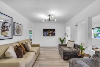 Luxury Miami Home Next to Wynwood & Downtown - 7