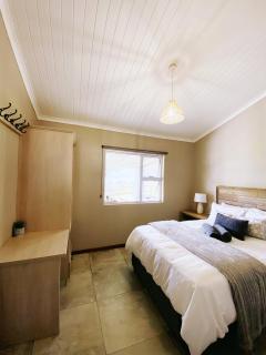 Boskloof Quoin Rock - 2