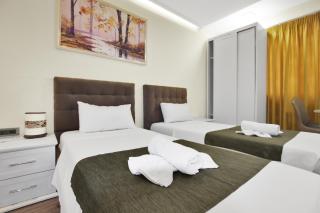 Villa 18 City Center - 1