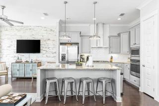 Prominence 30A - Lucky Old Sun - 0