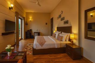 The Amber Signature Vrindavan # A Luxury Hotel With #Lift# Parking# Ac Rooms# & Elegant interior # Near Prem Mandir - 5