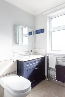 Contractor Ready 4BR Home 2 mins to Town CM7 - 4