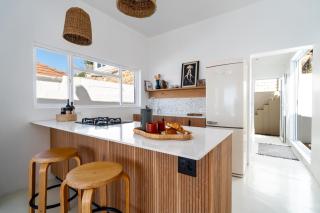 SongBird in Simon's Town with Outdoor Bath & Sea View - 9