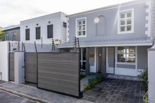 Modern Home in Blackheath Road, Sea Point - 5
