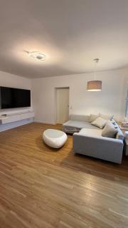 Modern 5-room apartment in Düsseldorf - 0