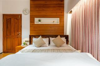 HSR Penthouse Spacious 4-BHK Apartment with Living, Lounge Area, Study Room, Terrace & Balconies - 6