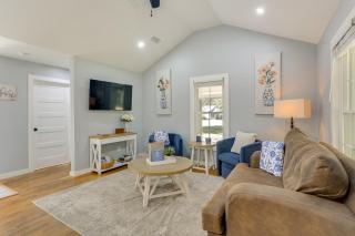 10 Mi to Tennessee River Blue Willow-Themed Home - 8