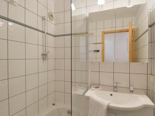 Appartement skis aux pieds, balcon, 6 personnes - FR-1-181-2296 - 1