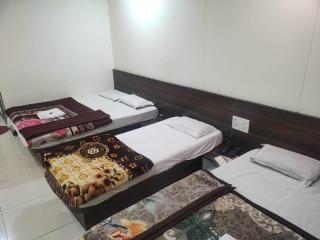 Group of Appartment Near Ganga - 8