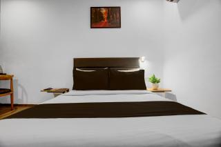 Townhouse Mumfordganj - 1