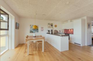 Unwind in Style - 2 BR - Hiking - Family - 9